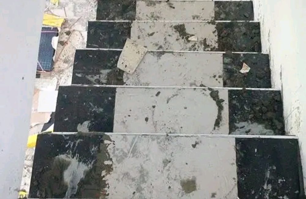 1725344698218