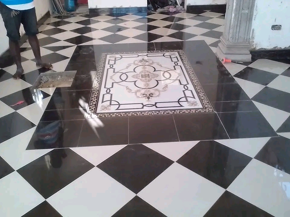 nina-toa-huduma-ya-uwekaji-wa-tiles-kwenye-sakafu-kwa-kuzingatia-ubora-wa-kisasa-pia-kwa-huduma-hizi-nafika-mikoa-yote-tanzania