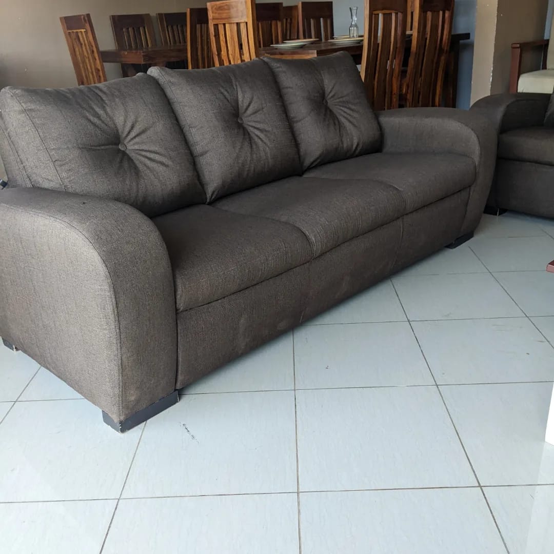 Tunatengeneza Sofa Nzuri za Utulivu Zenye Mwonekano na Ubora wa Hali ya Juu